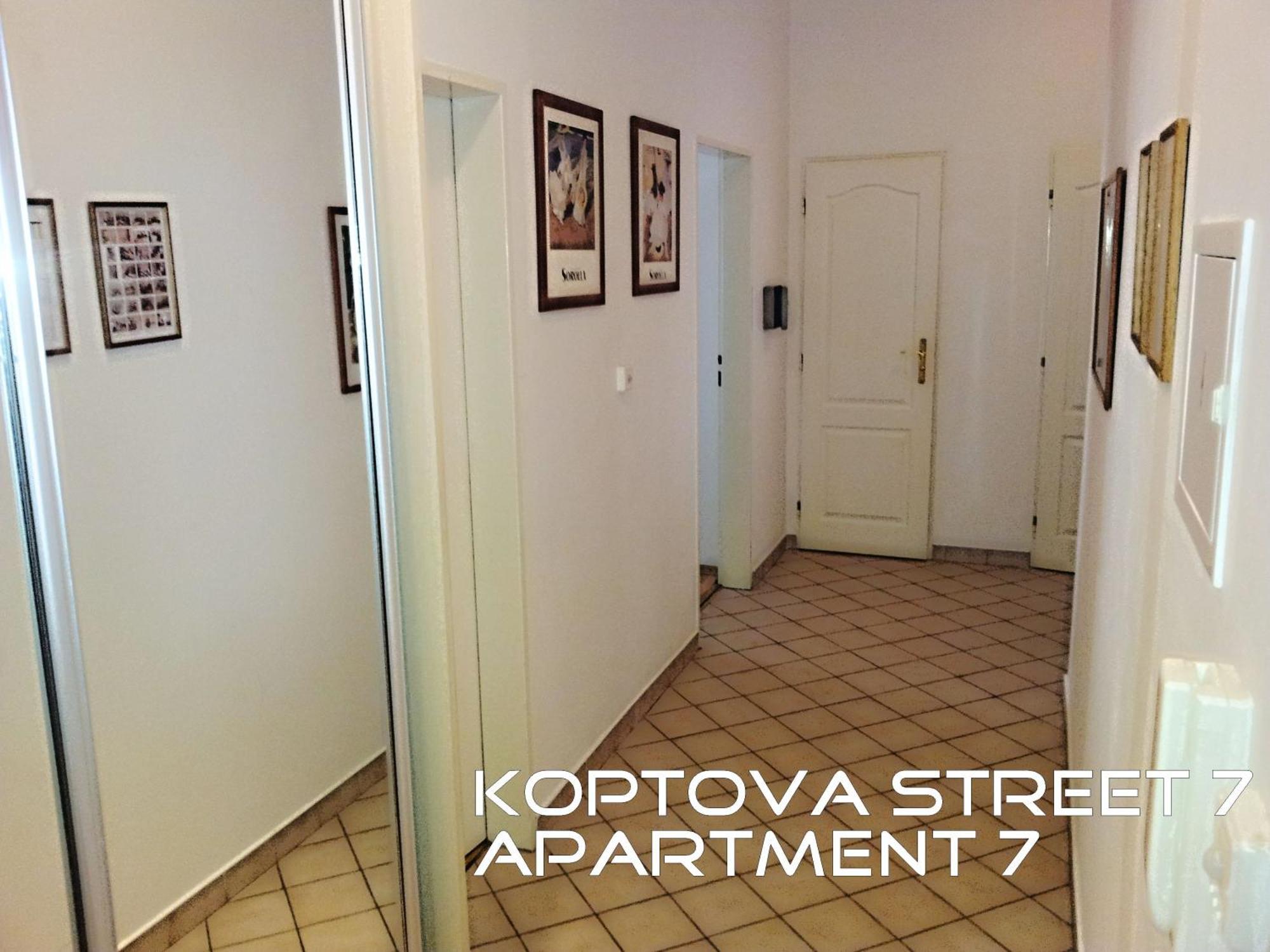 Holiday Apartments Karlovy Vary Bilik gambar